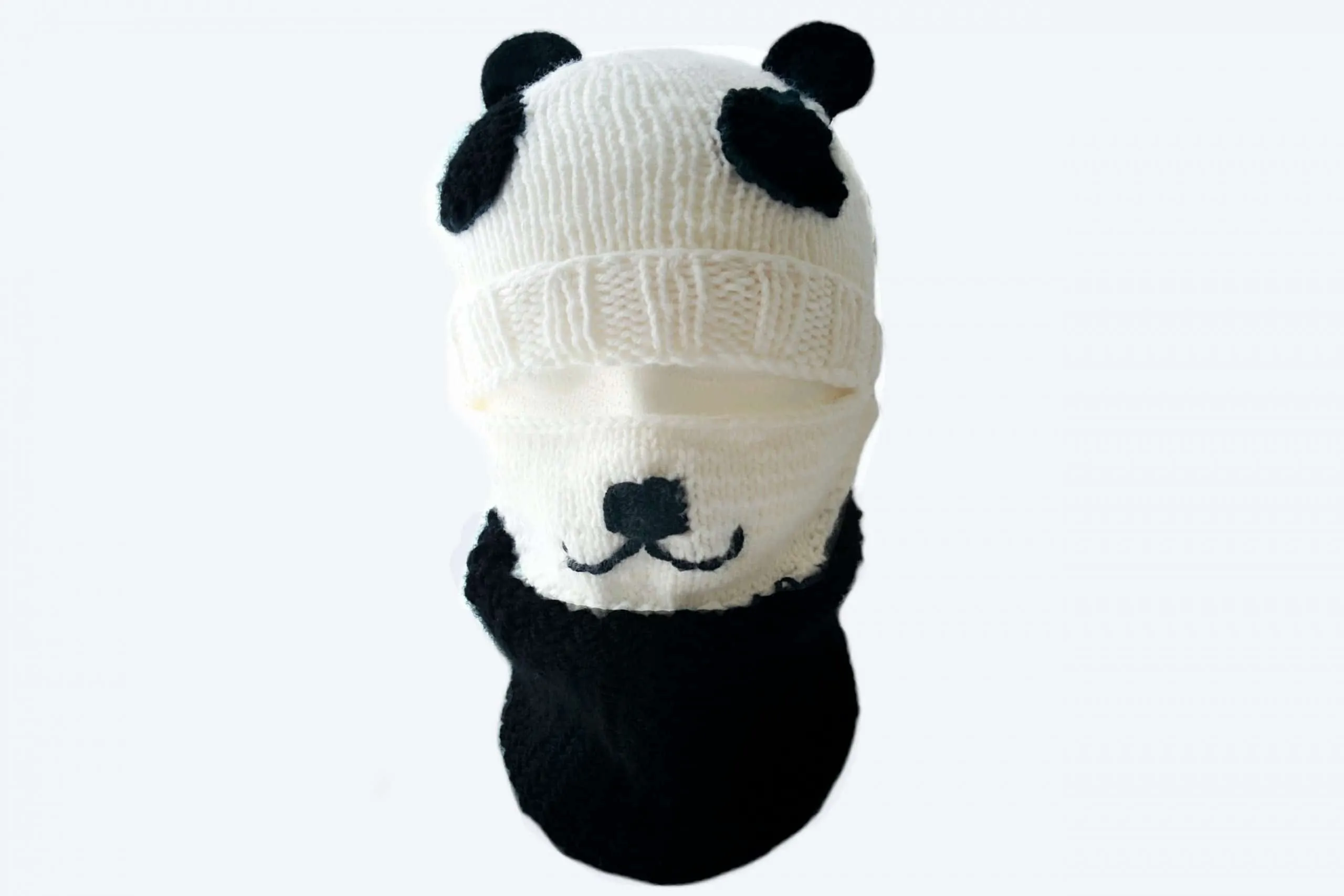 Kids panda beanie knitting pattern