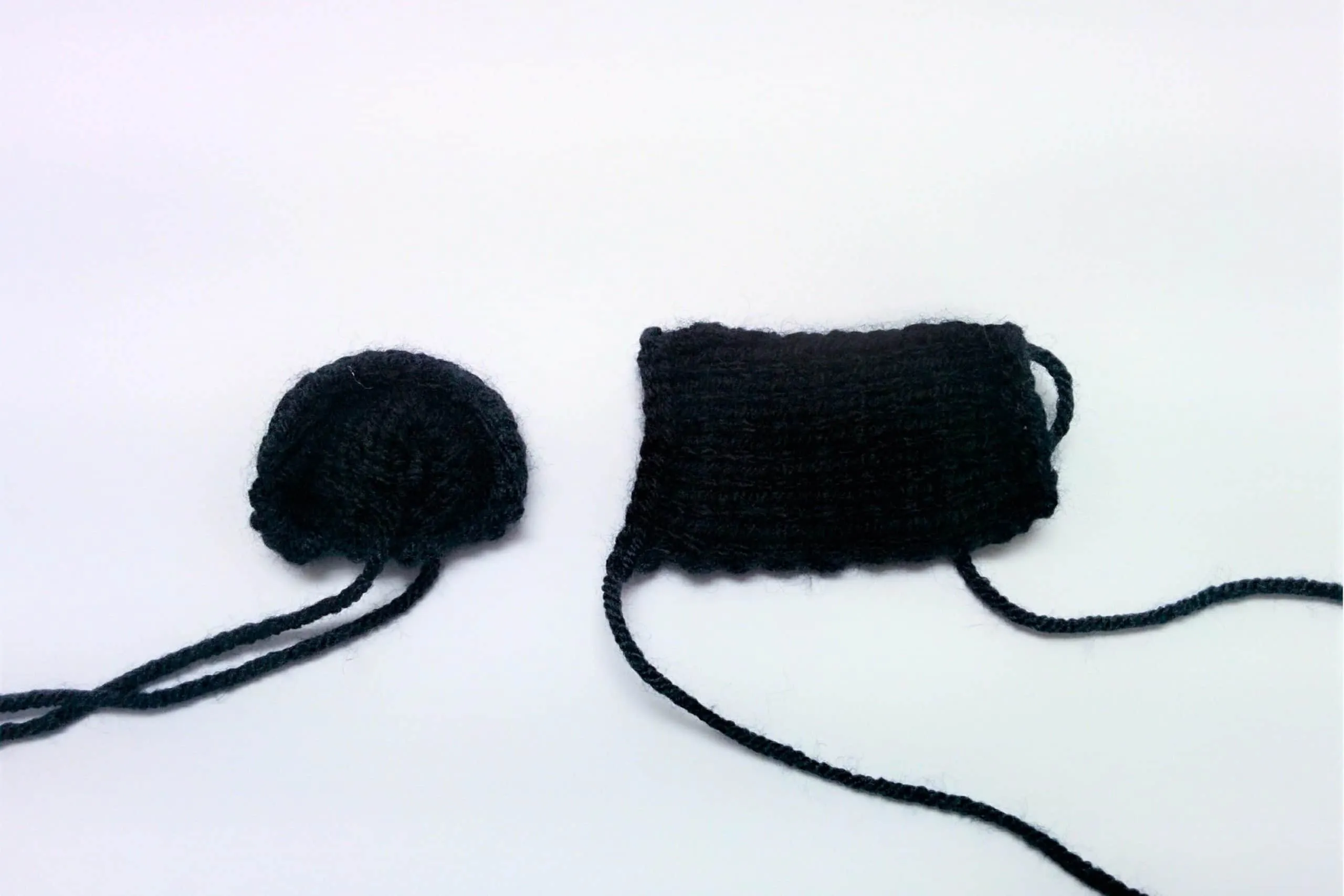 Kids panda beanie knitting pattern