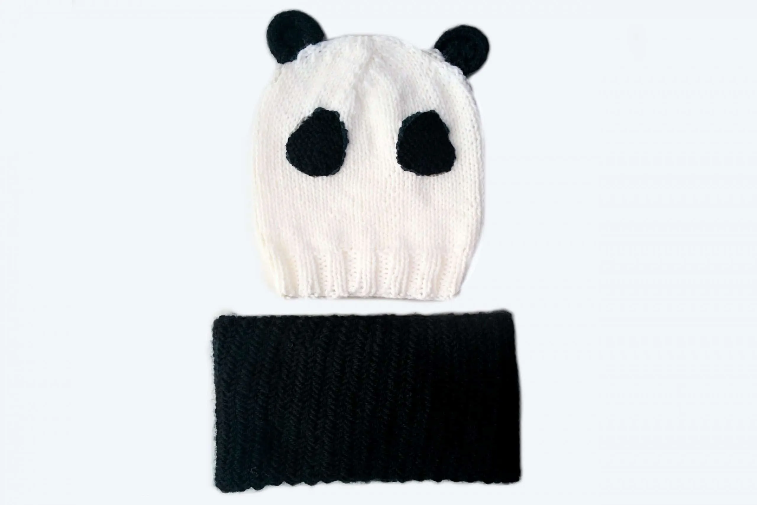 Kids panda beanie knitting pattern