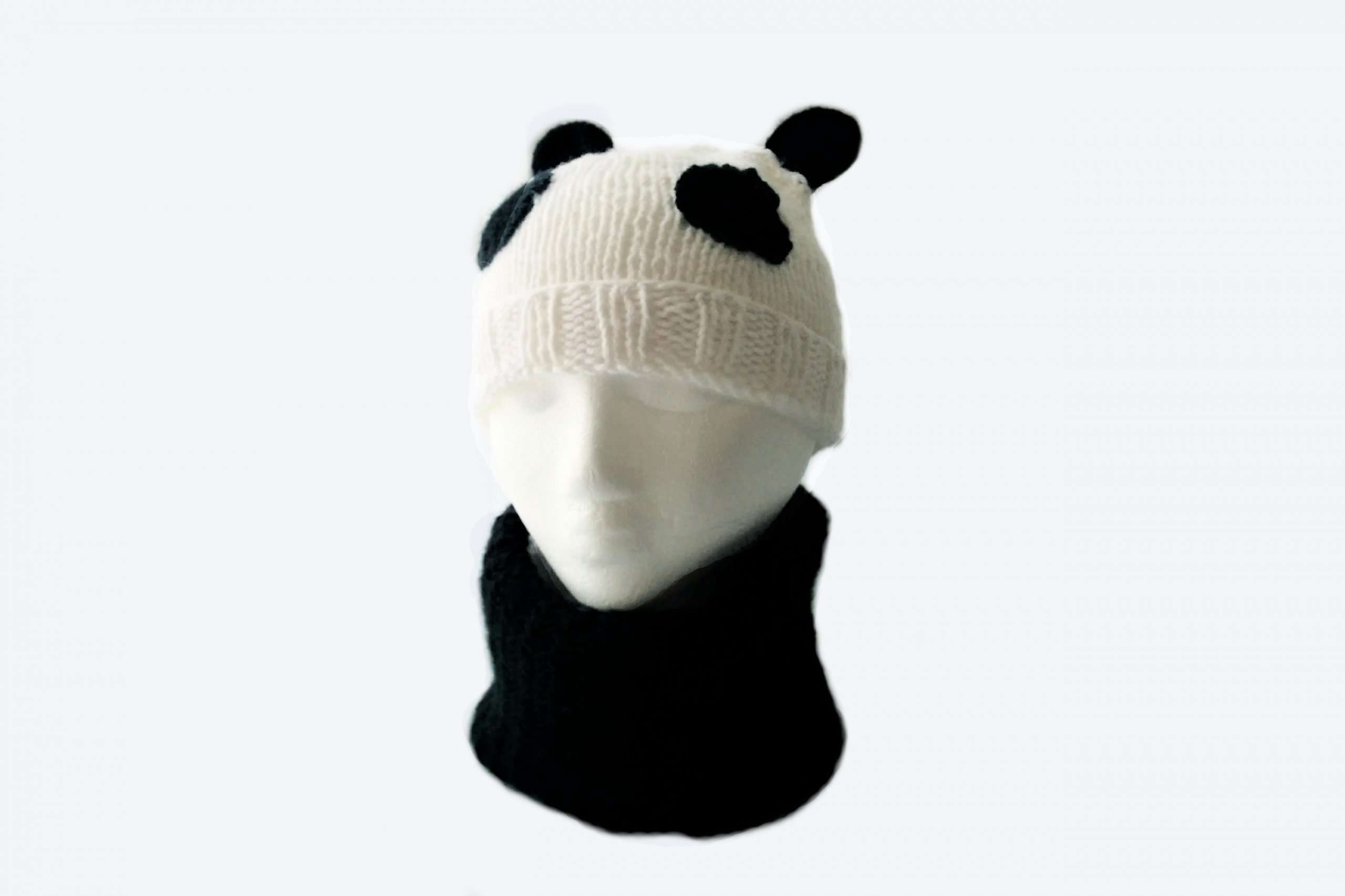 Kids panda beanie knitting pattern