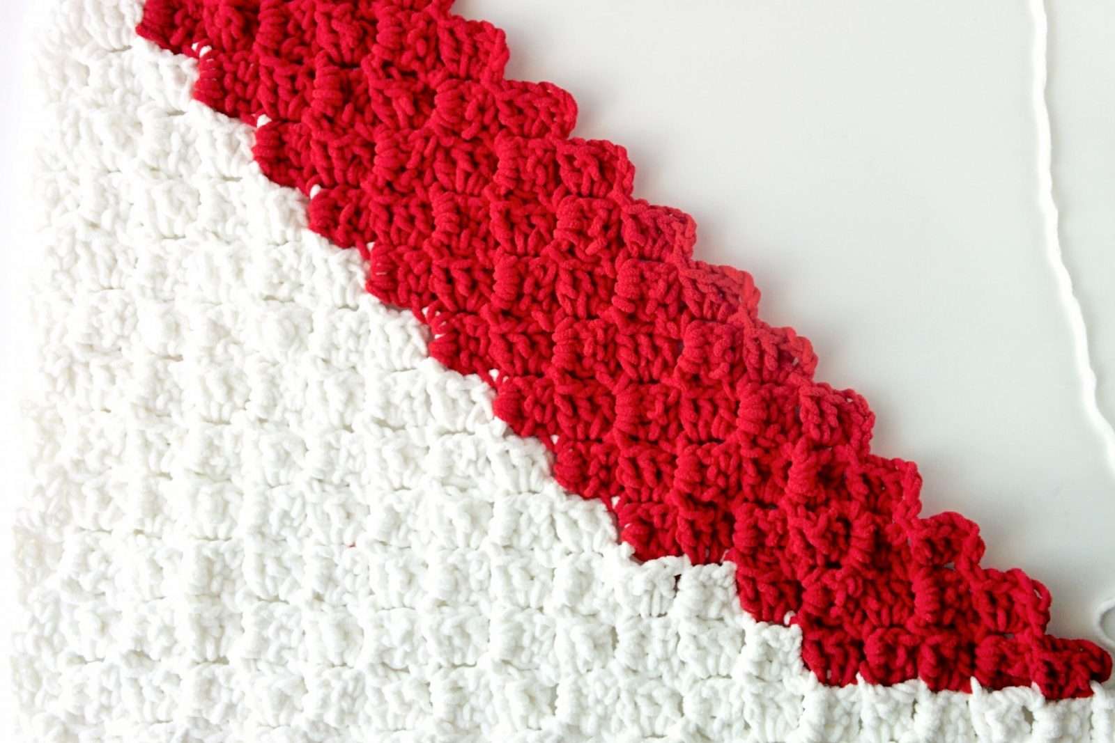 Red heart free crochet baby blanket patterns deals