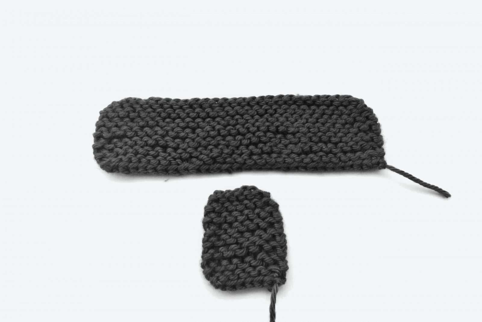 Crossover Baby Booties: Free Knit Baby Booties Pattern (2 versions)