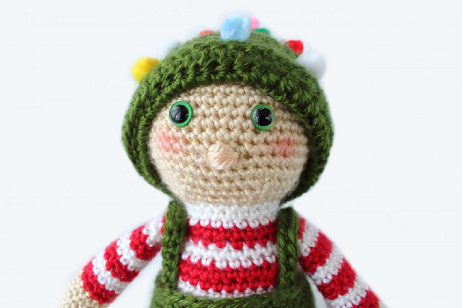 Ollie the Elf: Free Crochet Elf Pattern 