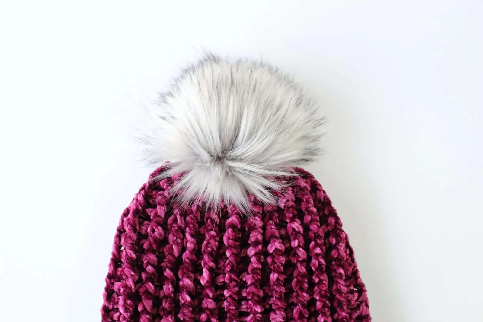 Bernat baby velvet hat pattern hotsell