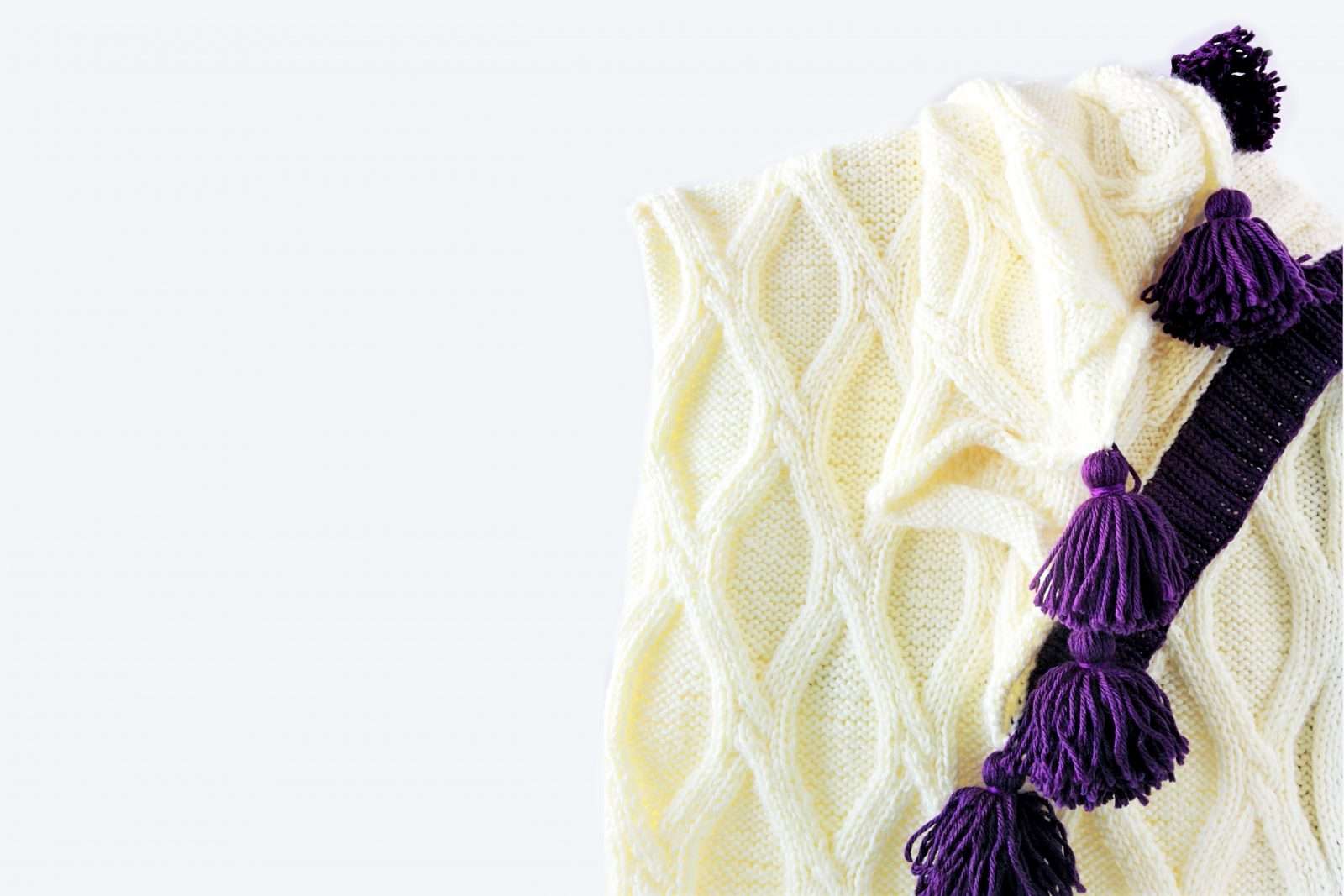 Twisted Cables THrow: chunky knit blanket pattern