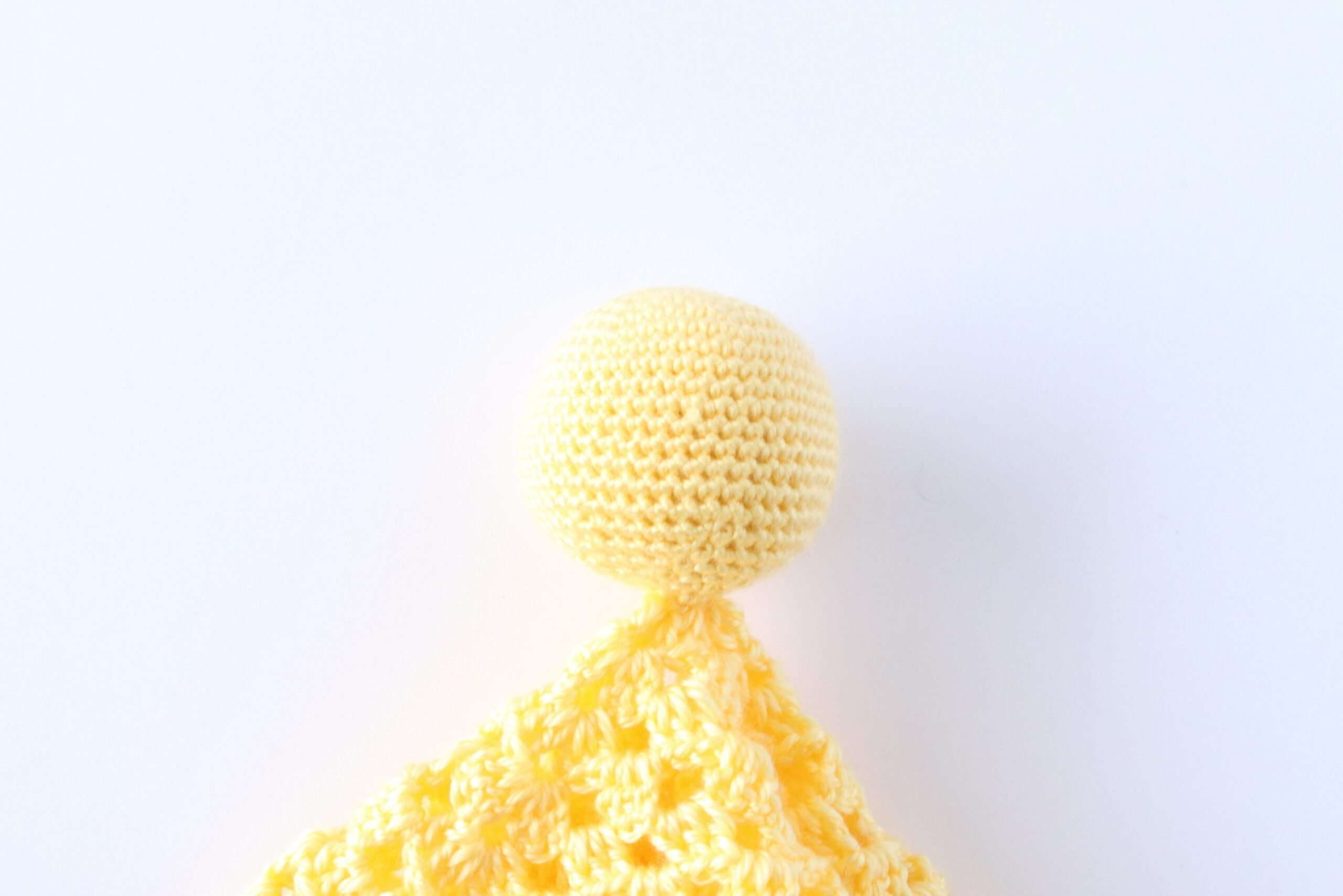 Duckling Lovey: Free Crochet Baby Blanket Pattern